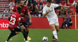 法国新星卢克巴：欧洲豪门争抢的后防新星转会传闻