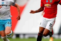 英超夏季转会盘点：利物浦领跑，切尔西紧随，曼联策略引争议